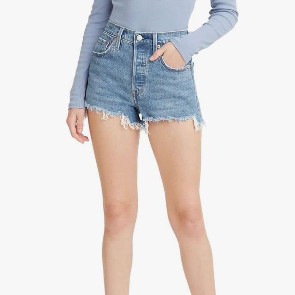 Levi’s Women’s 501 Original Shorts (Jazz Solo - Medium Indigo)